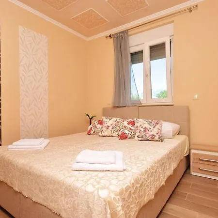 Apartman Katarina Vranjic